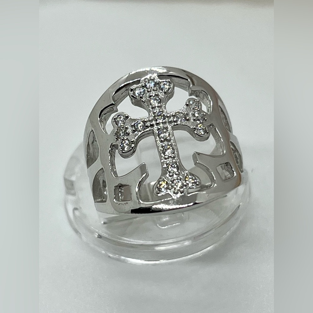 Cross Silver clear CZ Ring.R20